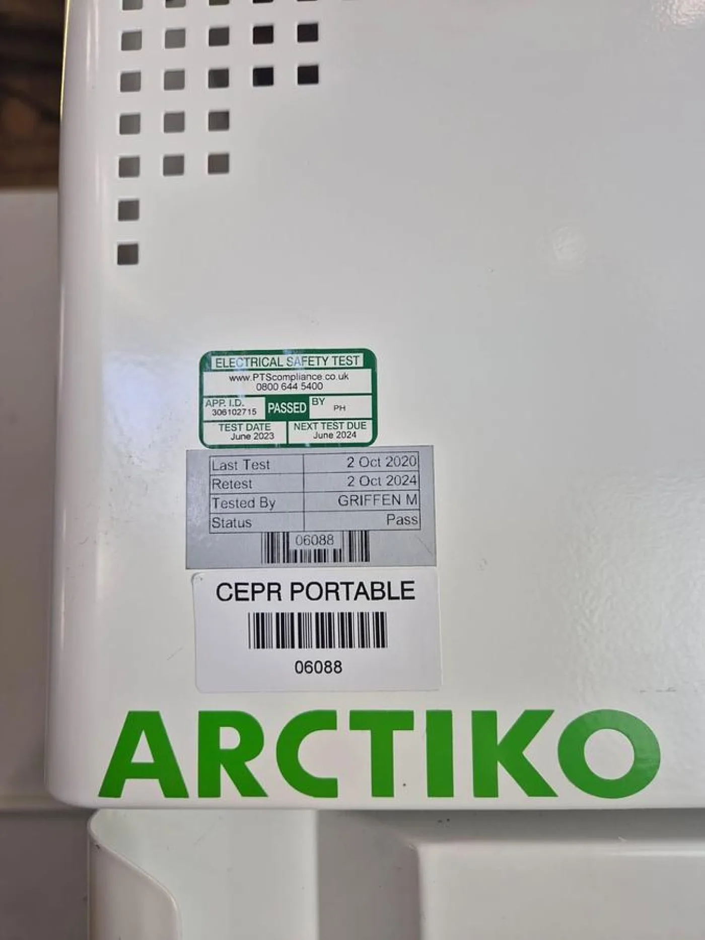 Arctiko LR500 Refrigerator - 5