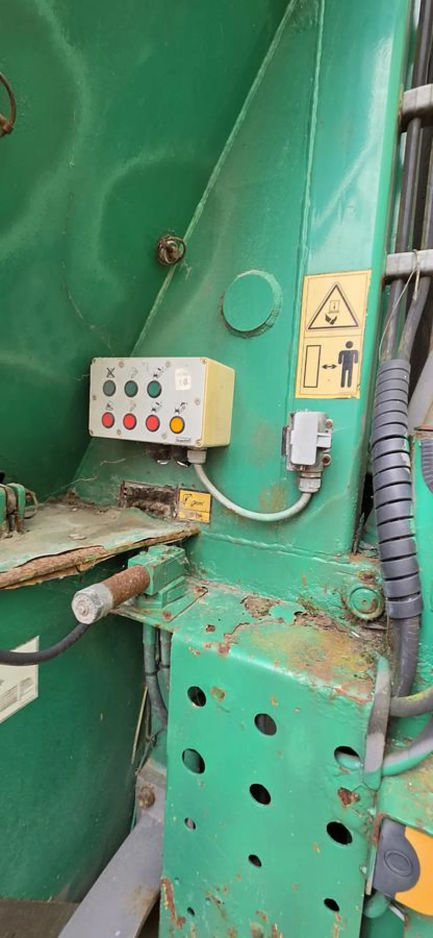 2005 Doppstadt SM 620 Profi Mobile Trommel Screen Screener - 5