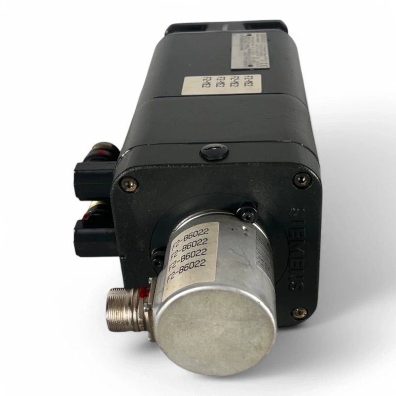 SIEMENS 3- Permanent-Magnet-Motor 1FT50621AG714EA0