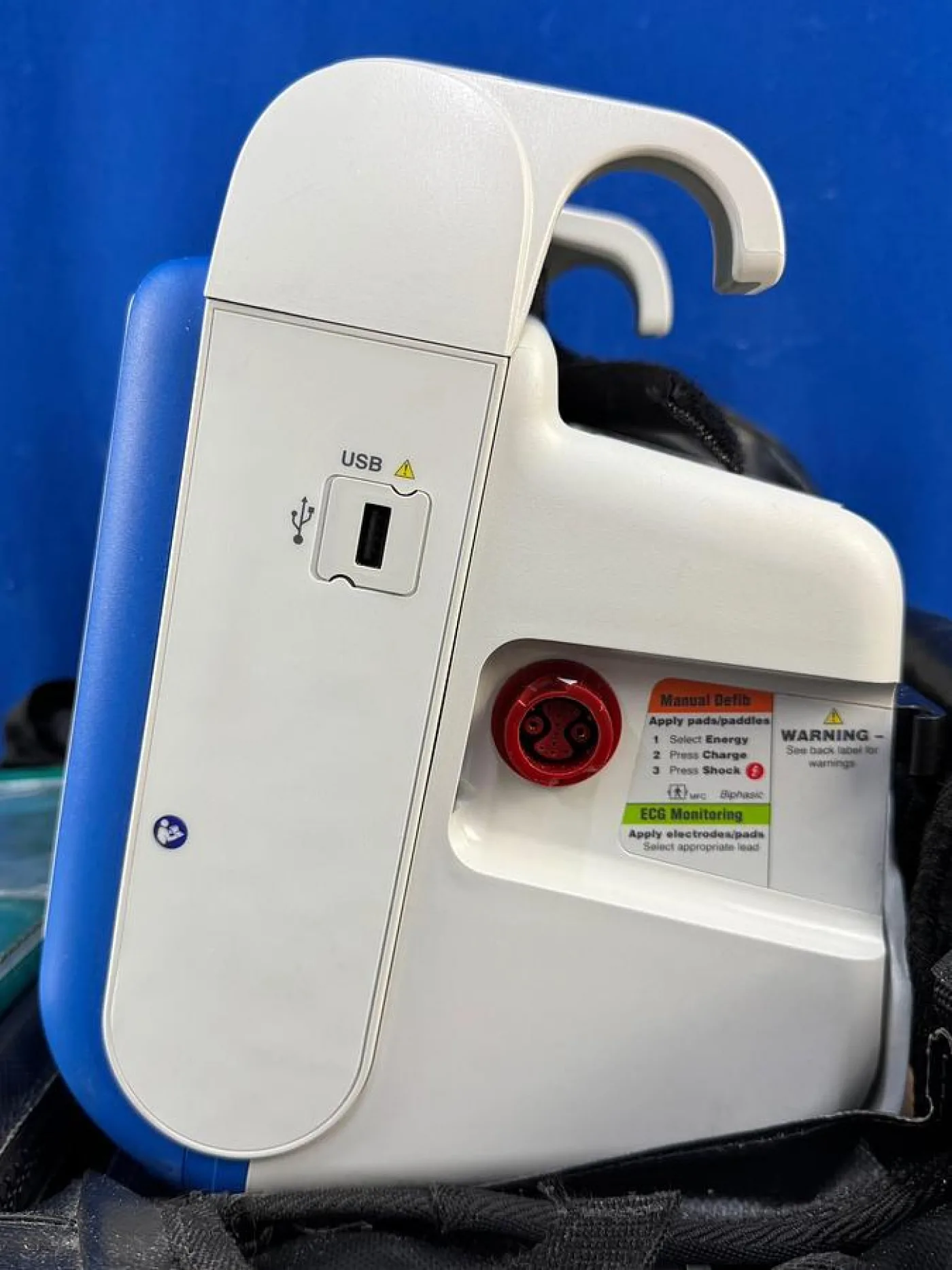 Zoll X Series Defibrillator REF: 6662 PV ELST Without Power Supply - 6