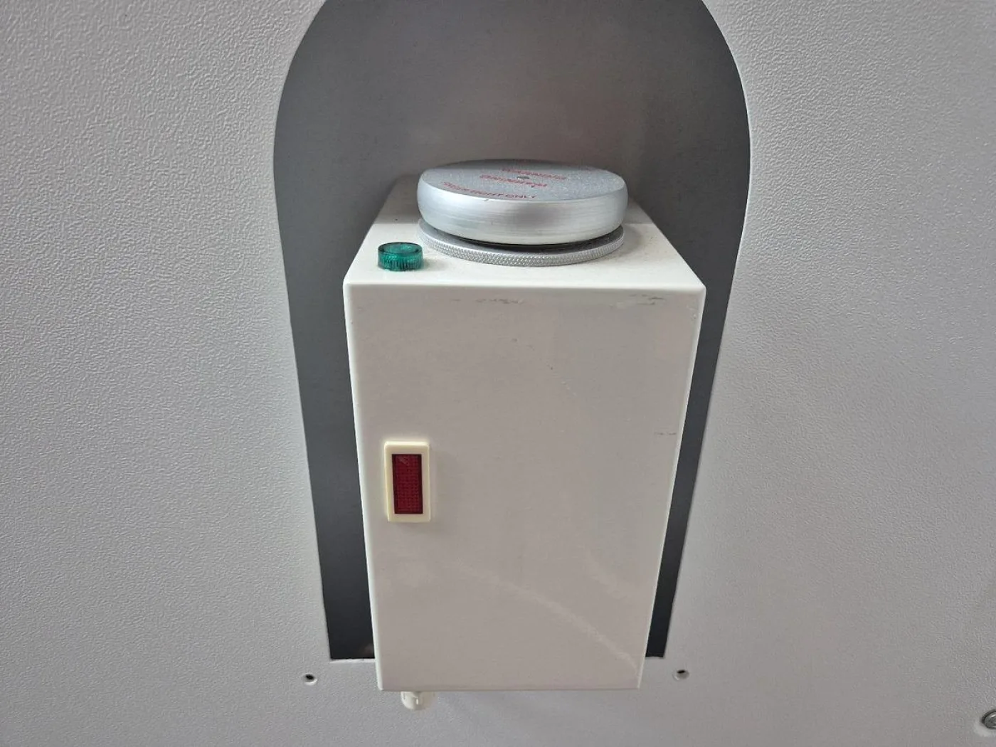 Envair Technology B102 Microbiological Safety Cabinet + Stand - 7