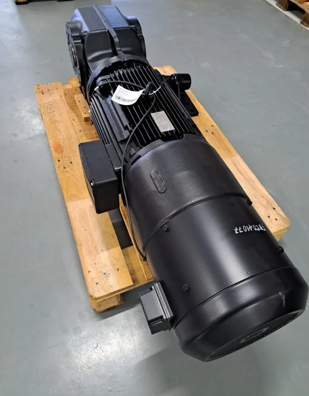 SEW Eurodrive Getriebemotor KA97/TDV180LA/BM/TF/V/AV1H