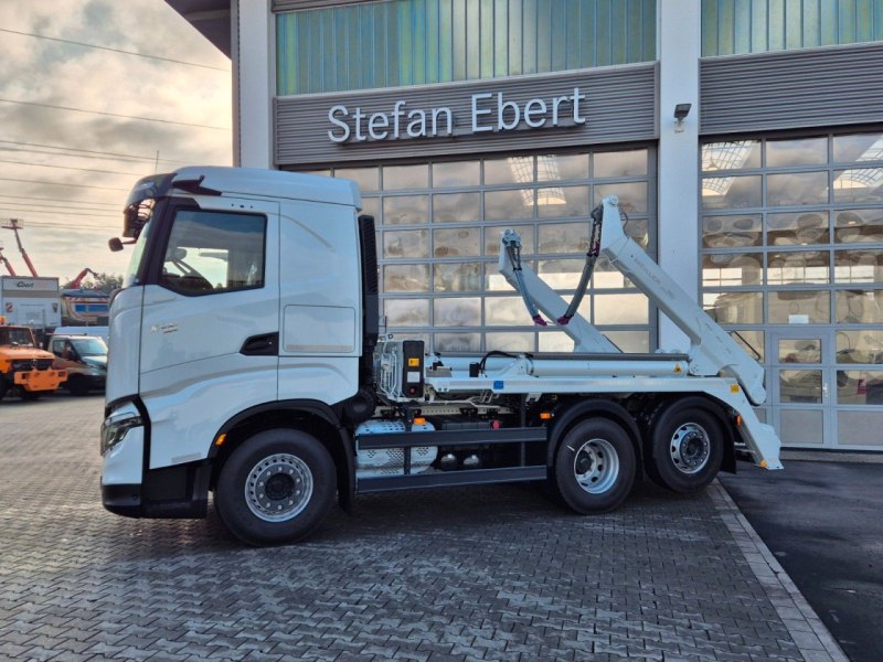 Iveco AS280X58Y/ PS ON Meiller AK 16. T Funk AHK Cam