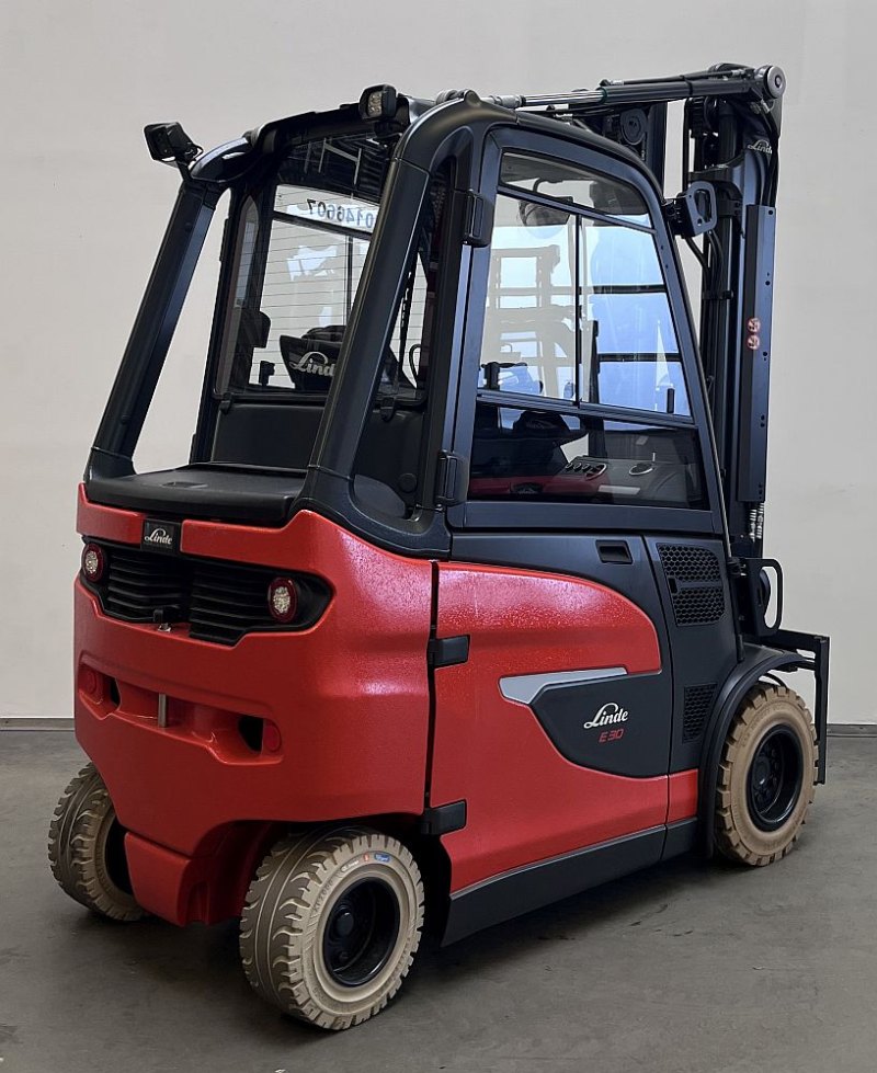 Frontstapler Linde E 30/600 H 1252 (2024)