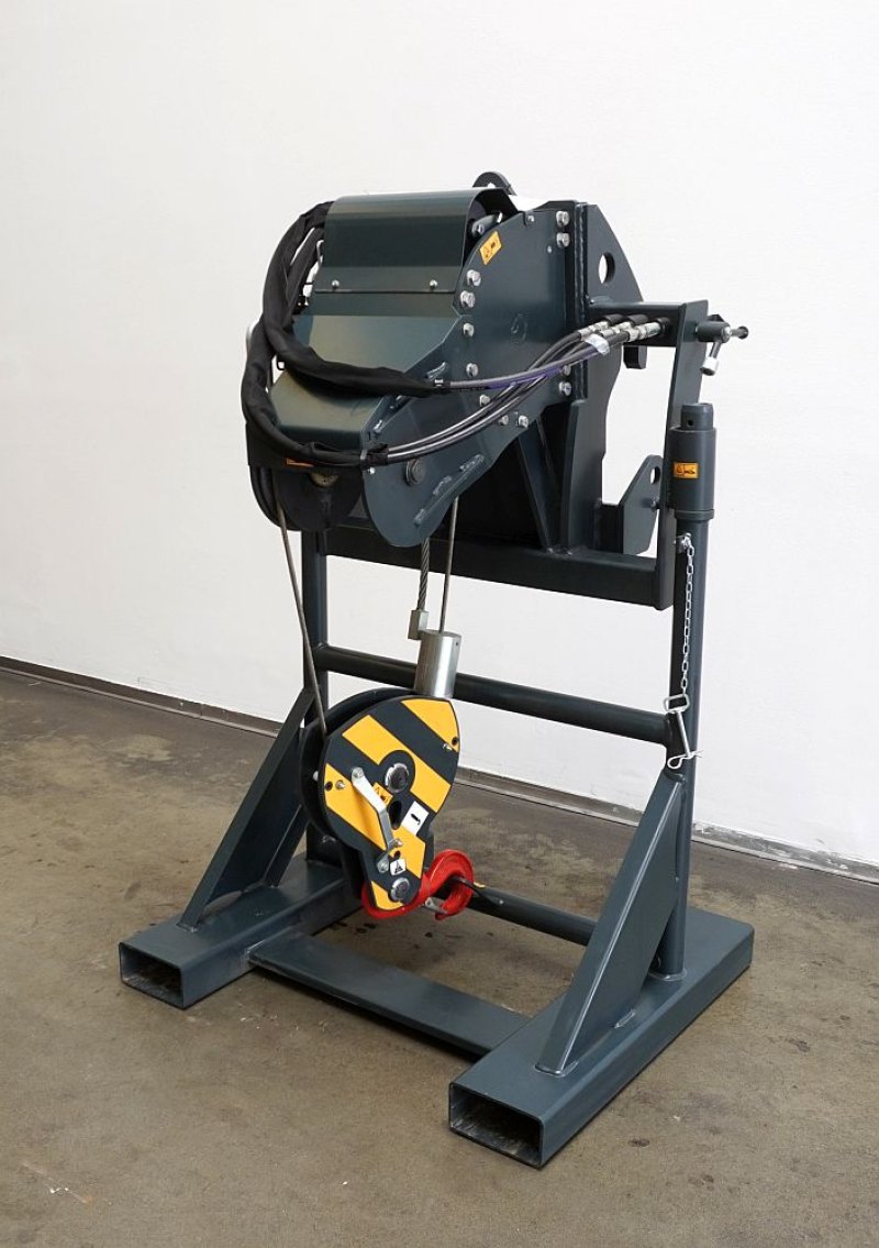 Seilwinde Magni W 3,5 l / / hydraulische Seilwinde 3500 kg (2025)