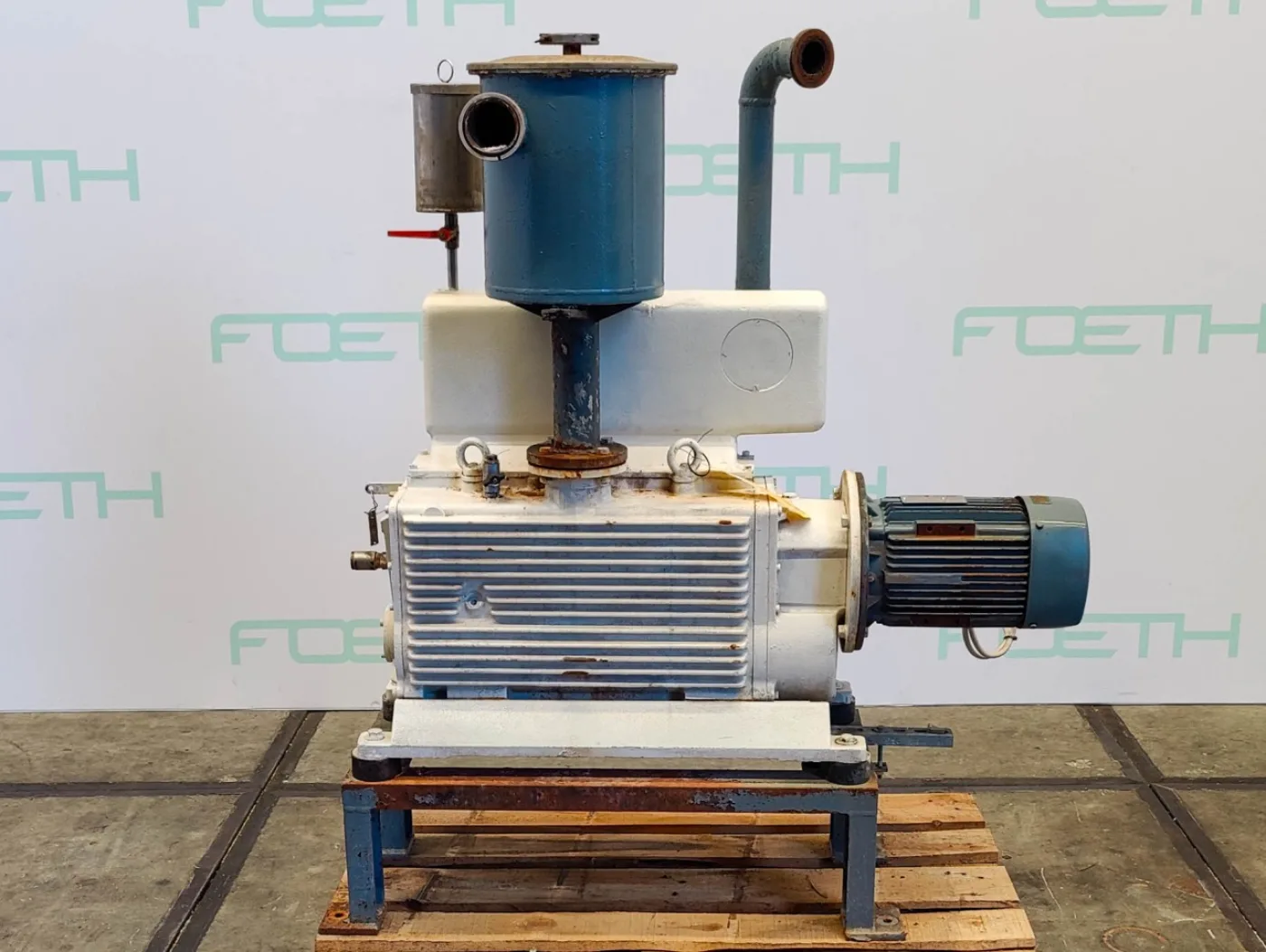 Leybold E250 - Vacuum pump - 2