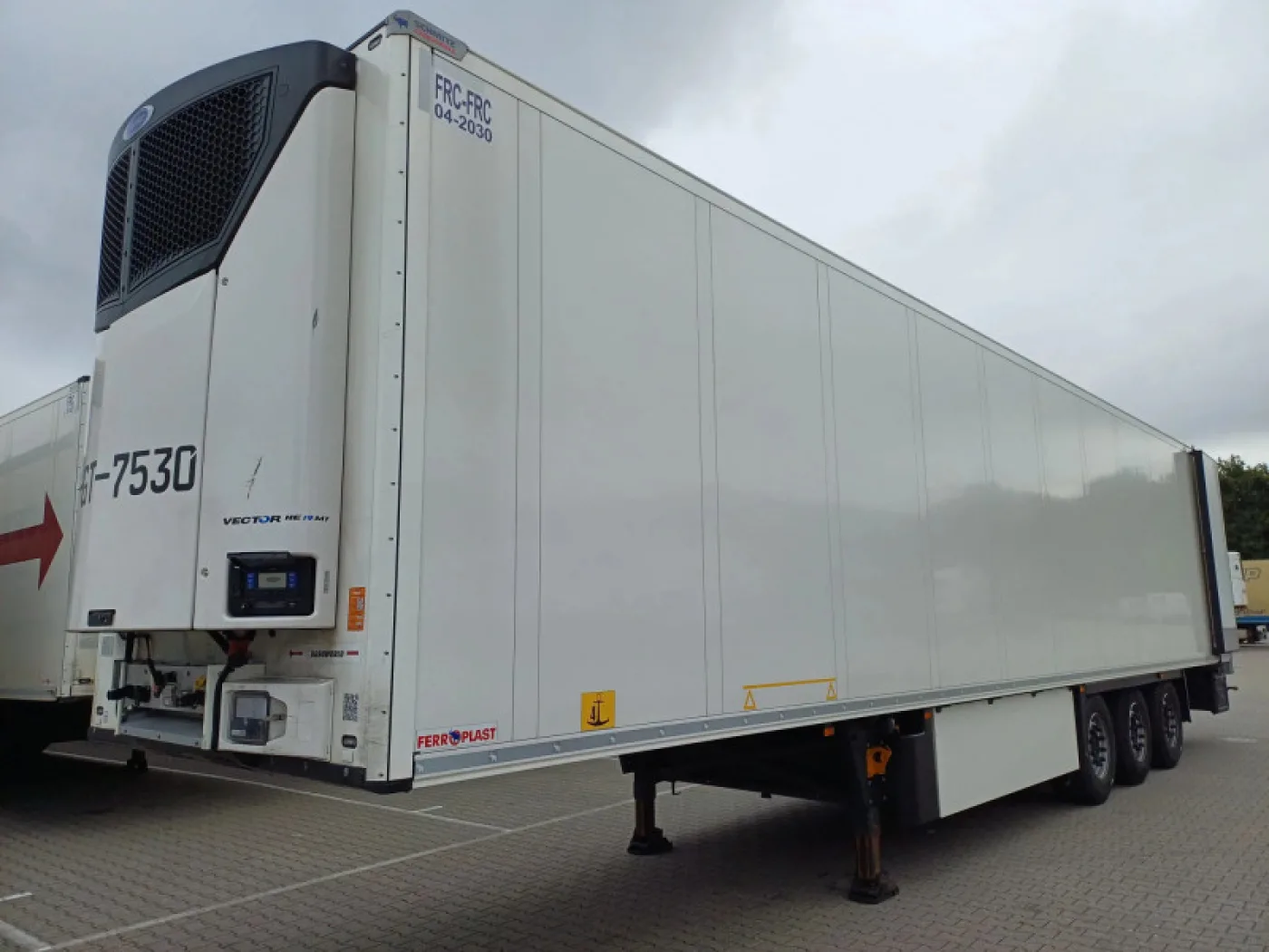 Schmitz Cargobull Carrier Vector HE19MT Multi-Temp Double Stock Lift Axle - 1