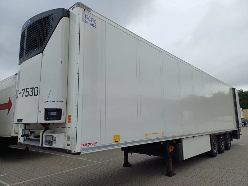 Schmitz Cargobull Carrier Vector HE19MT Multi-Temp Double Stock Lift Axle