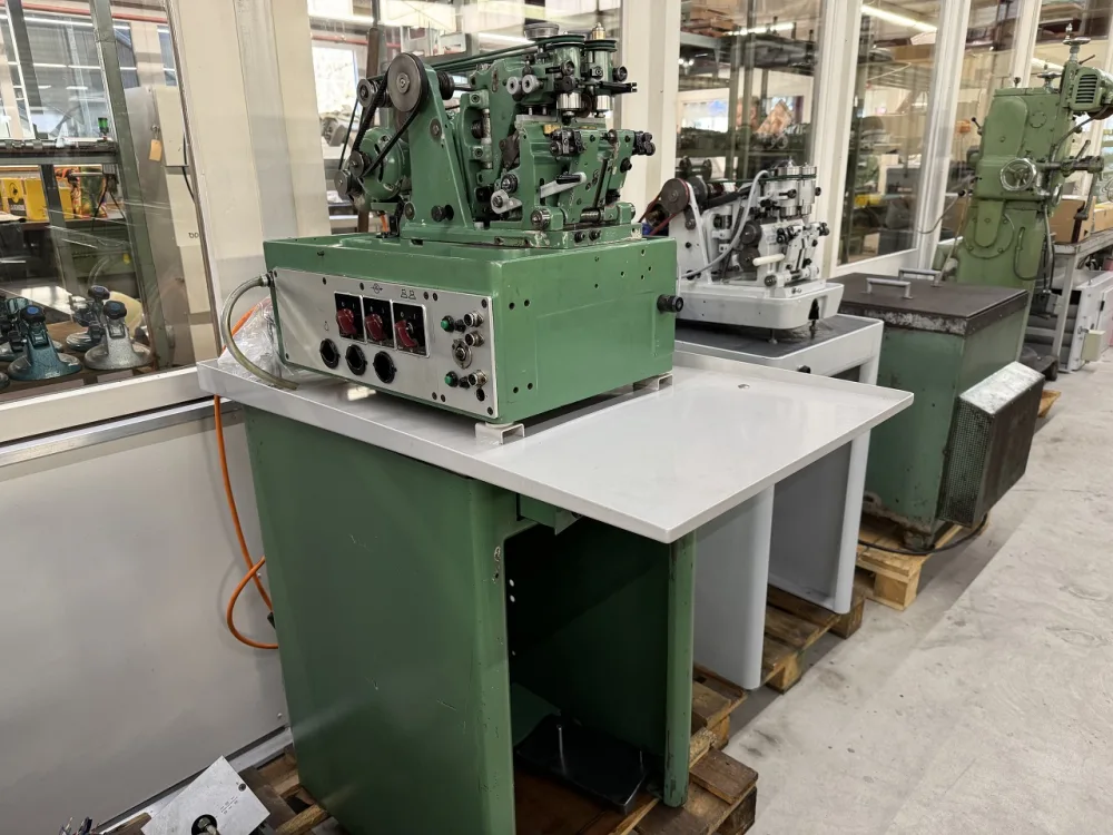 ROLLIERMASCHINE “STRAUSAK” TYP 119