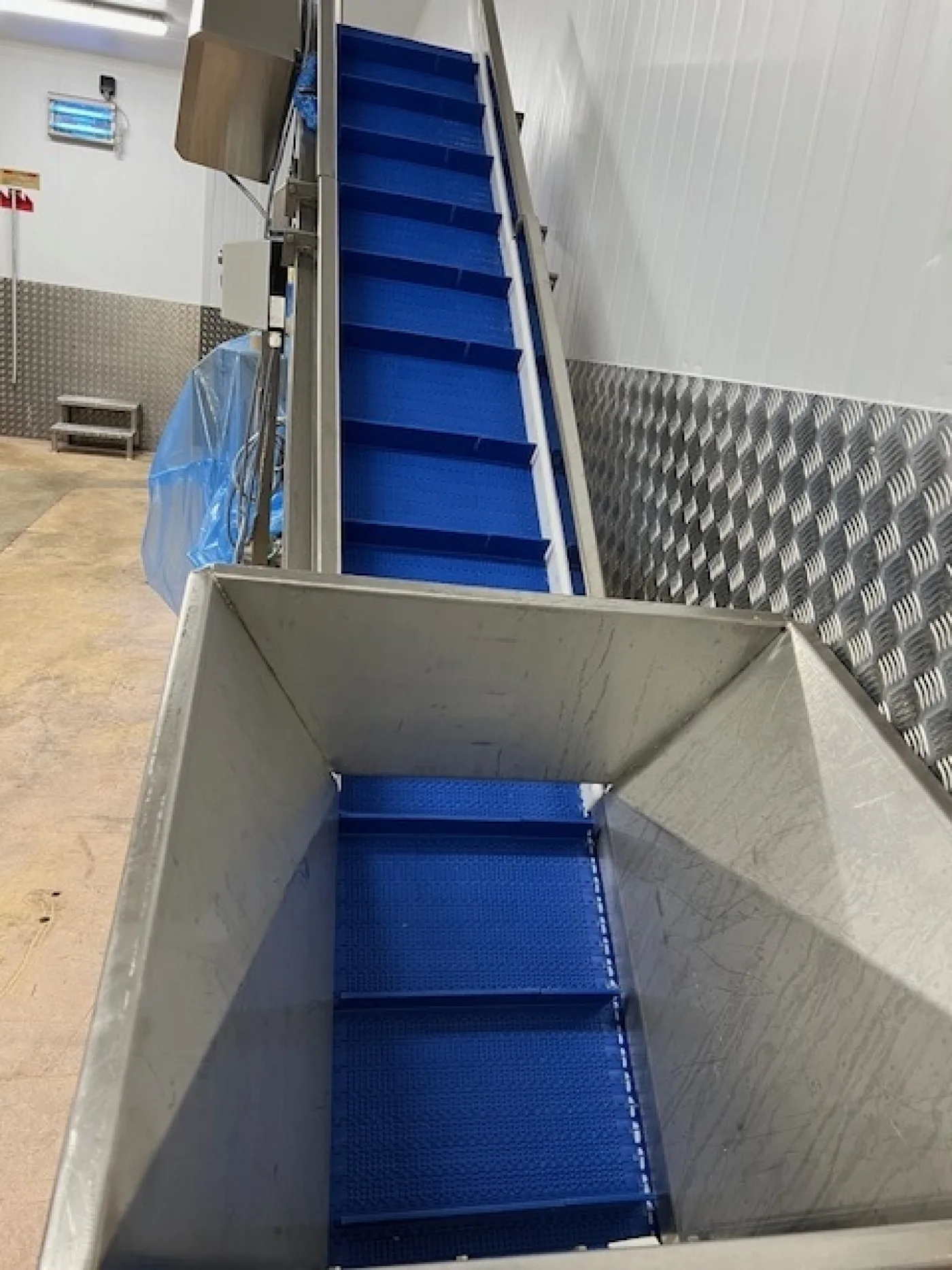 Incline Conveyor - 2