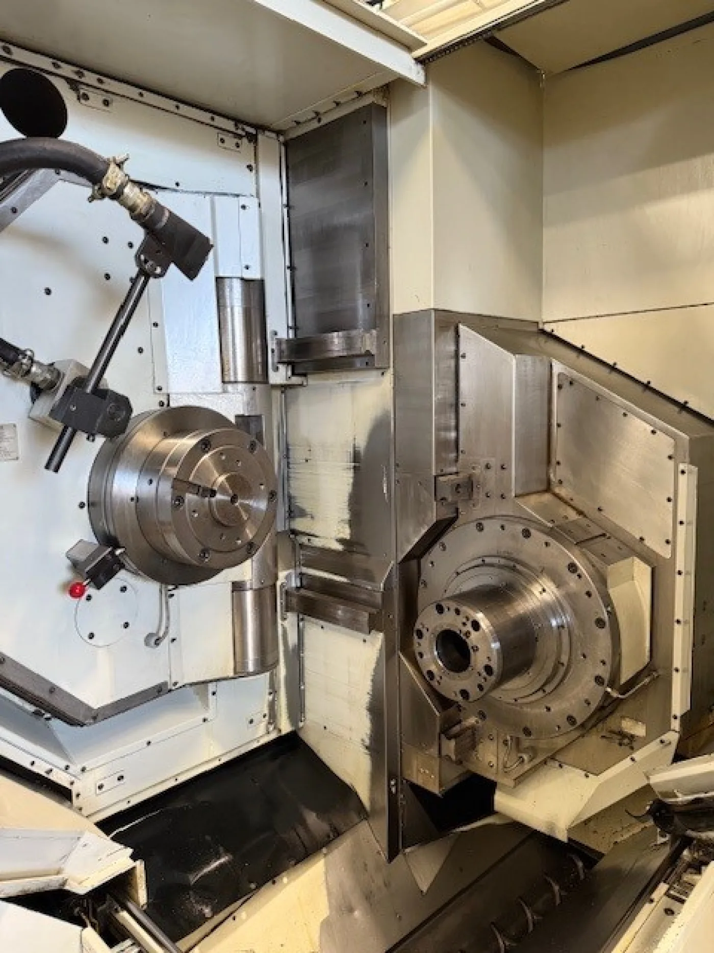 CNC Spiral Bevel Cutting Machine – GLEASON 600HC - 1