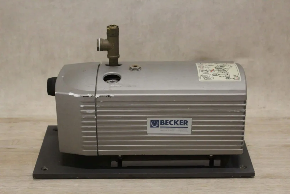Becker VT 4.16 Vacuüm Pomp