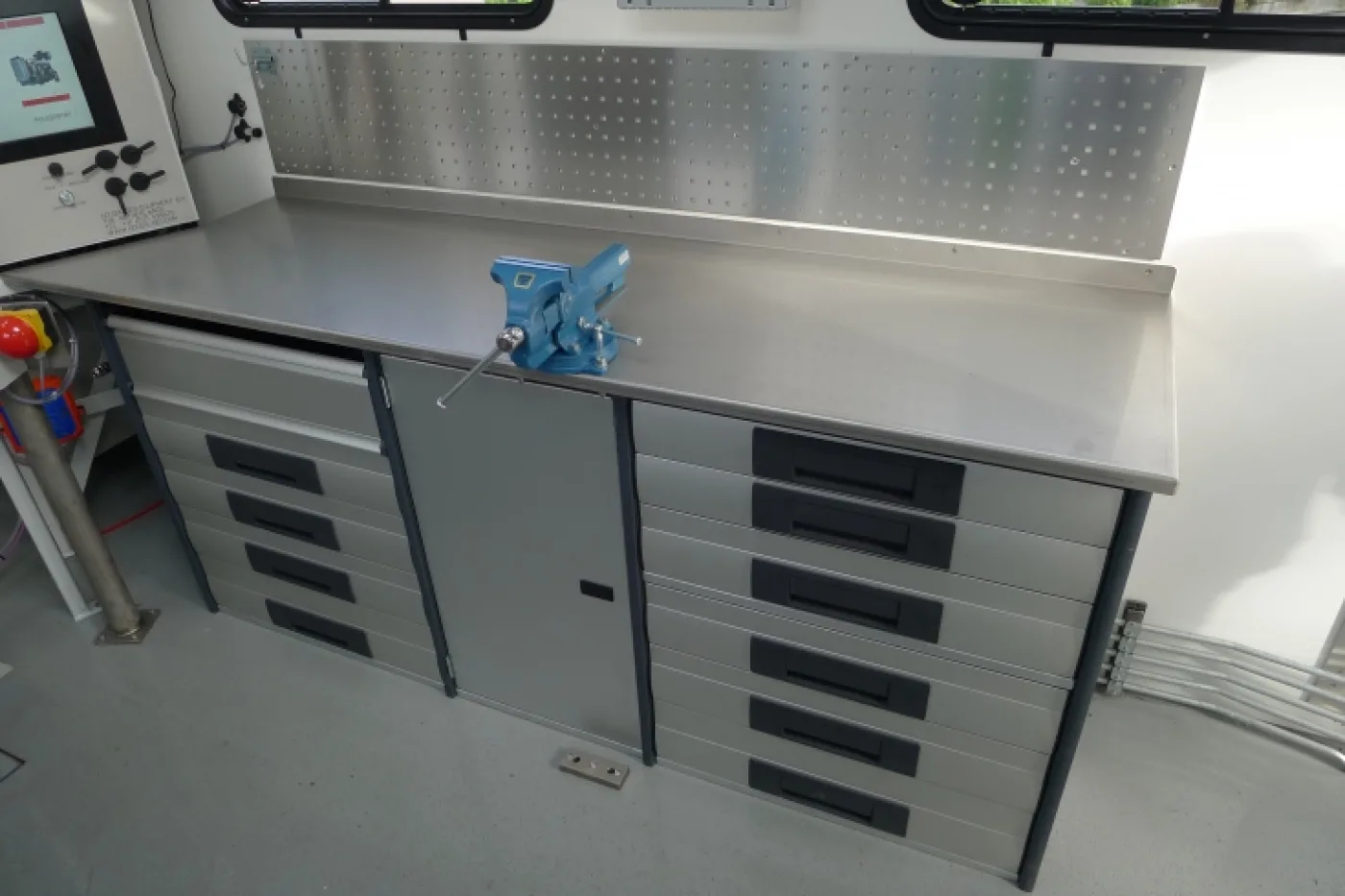 Workbench for CPT Rigs - 1