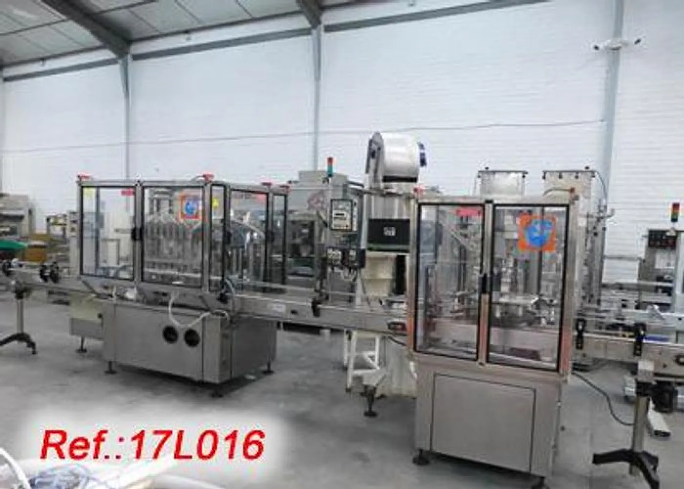LÍNEA AUTOMÁTICA LINEAL DE LLENADO Y CERRADO “J. ESQUERDA” MODELO LL-H-8 2000BS DE 8 PISTONES CON TOLVA CON ELEVADOR DE TAPONES TIPO JIRAFA Y VIBRADOR CON CUBA Y SALOMÓNICO PARA CERRADO DE BOTELLAS EN AUTOMÁTICO - 1