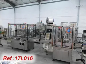 LÍNEA AUTOMÁTICA LINEAL DE LLENADO Y CERRADO “J. ESQUERDA” MODELO LL-H-8 2000BS DE 8 PISTONES CON TOLVA CON ELEVADOR DE TAPONES TIPO JIRAFA Y VIBRADOR CON CUBA Y SALOMÓNICO PARA CERRADO DE BOTELLAS EN AUTOMÁTICO