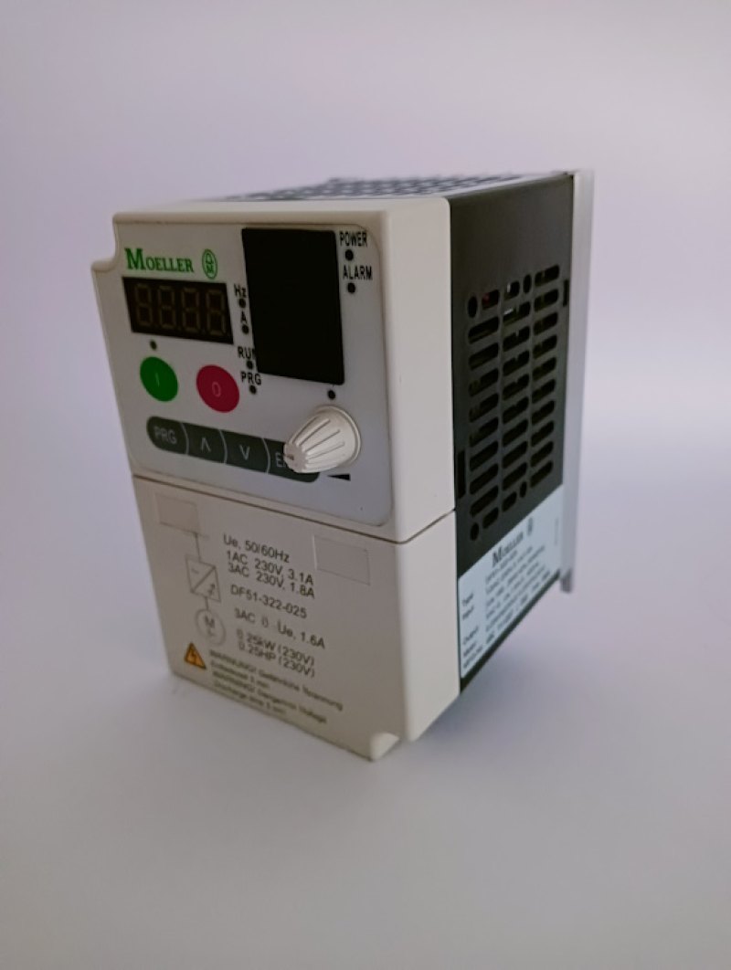 Moeller Frequenzumrichter Nr. DF51-322-025