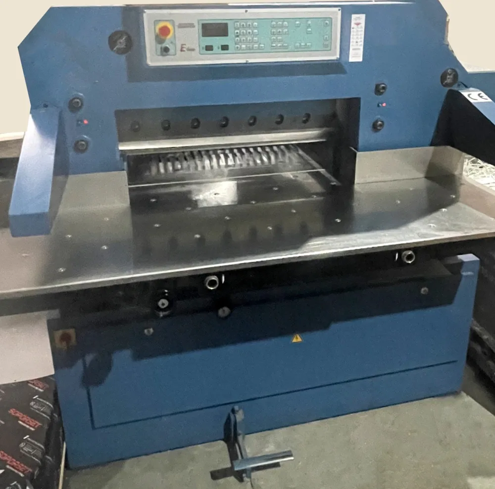 SCHNEIDER SENATOR 78-E LINE