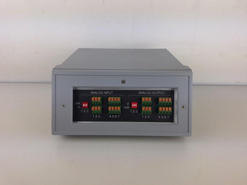 Eppendorf New Brunswick I/O Module Analog Input/Output Module