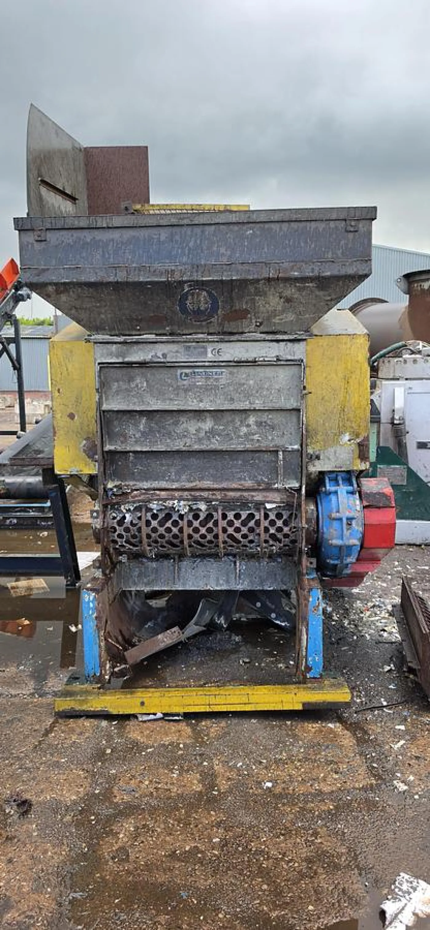 Lindner RS 1000 Single-Shaft Shredder - 5