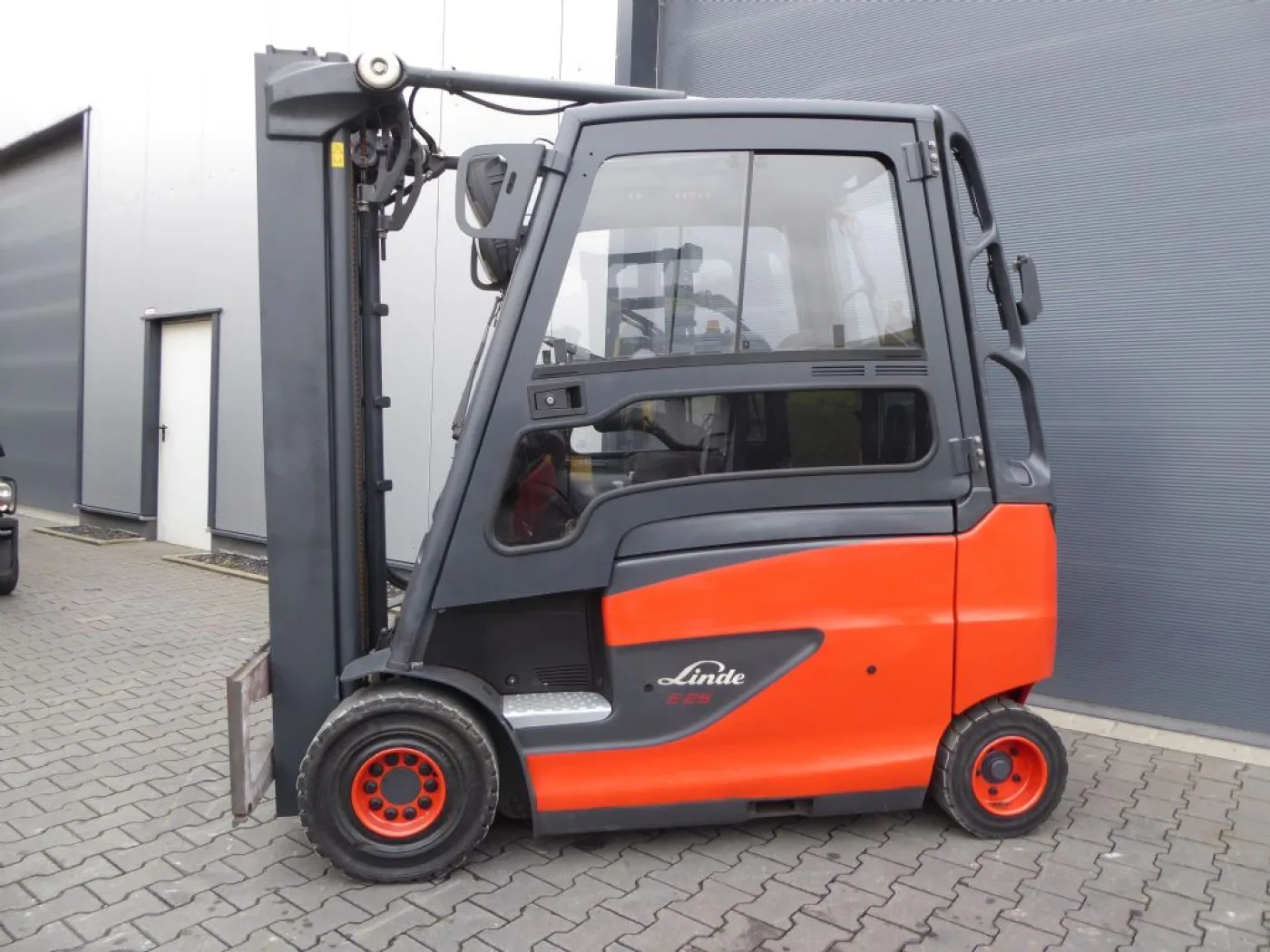 Linde E25HL-01/600 - 3