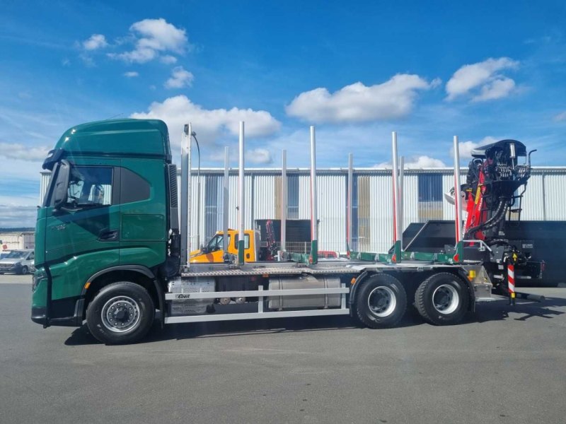 Iveco X-Way AS300X57 Z/P HR ON- 6x4 (6x6 Hi Traction)