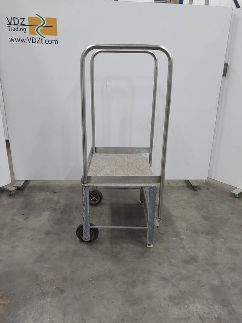 Mobile platform