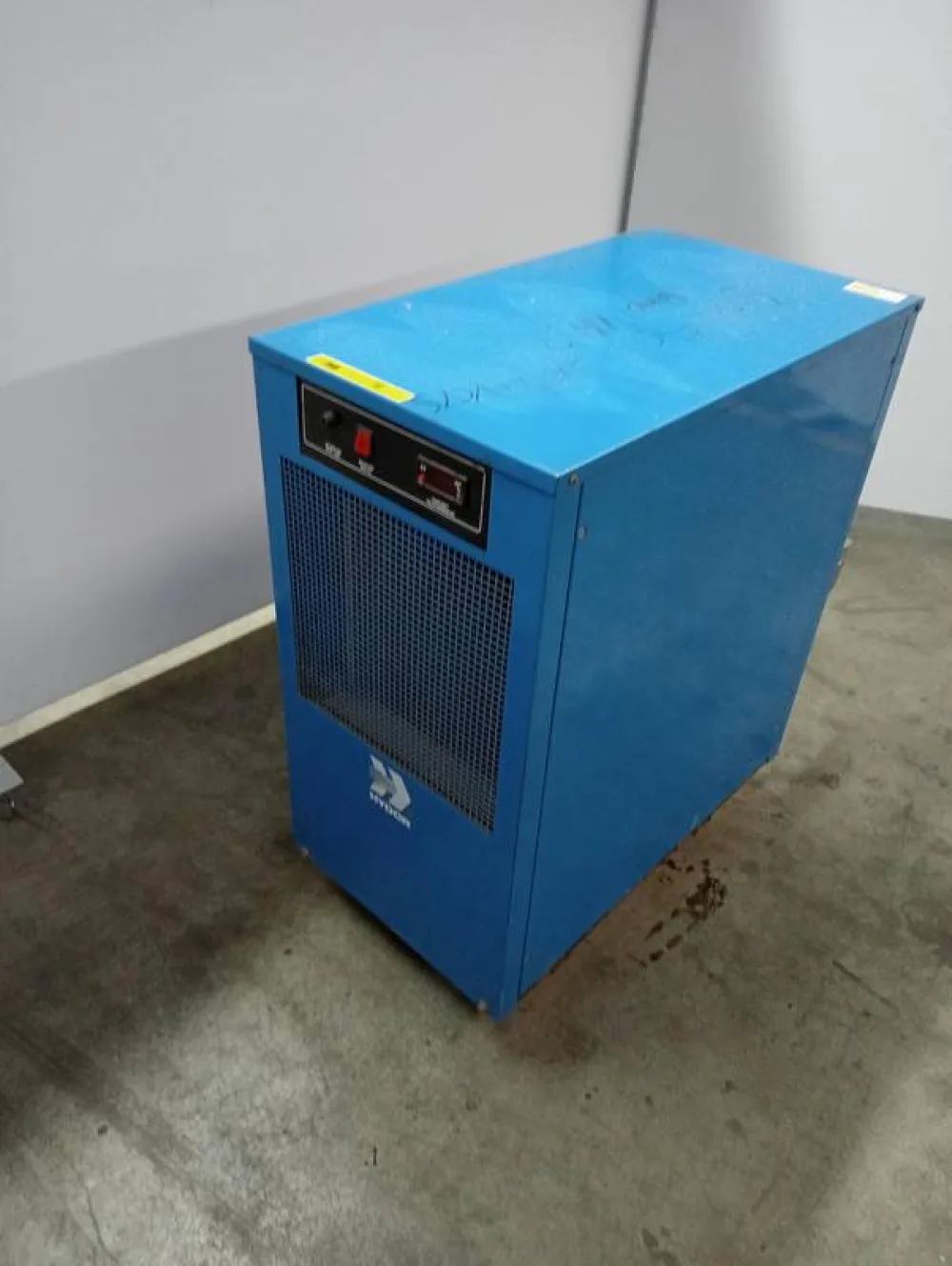Air dryer