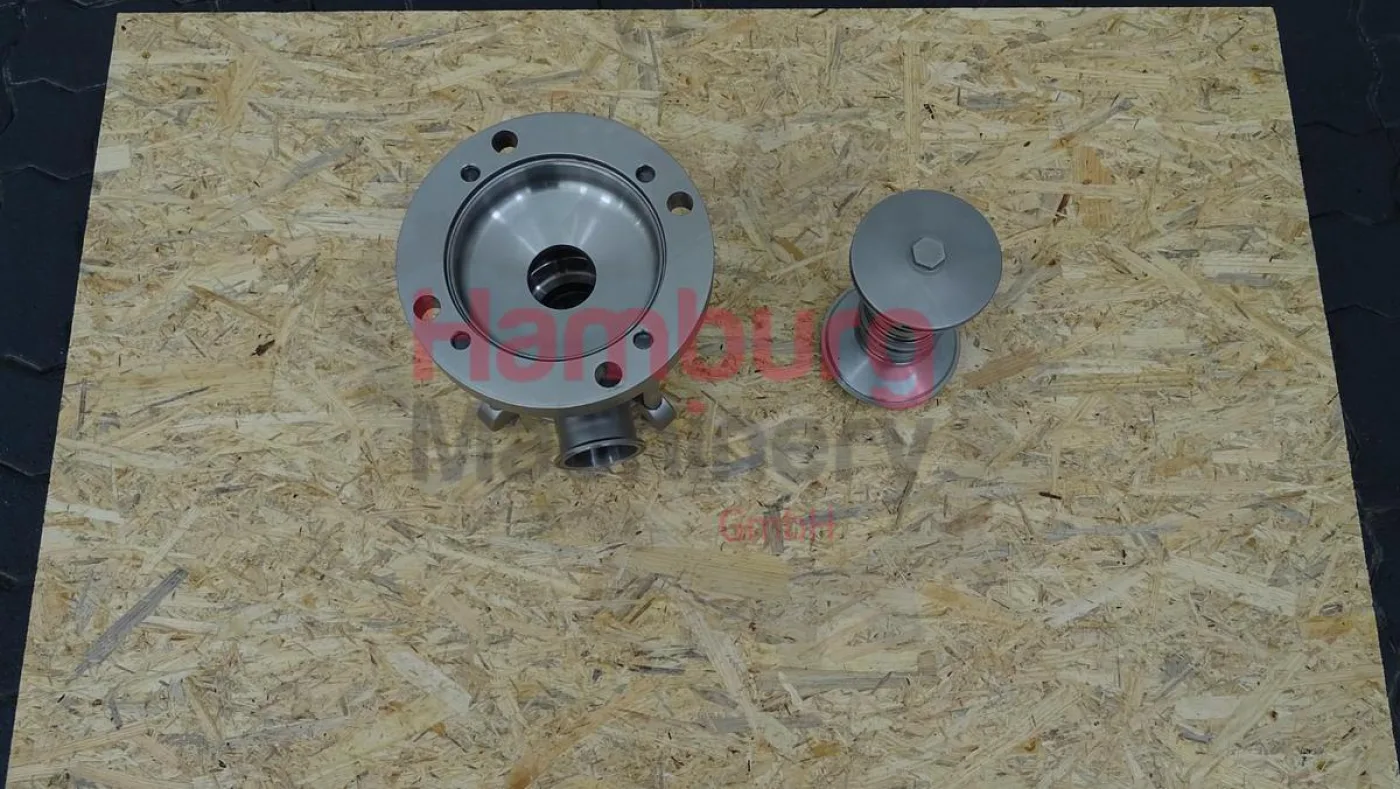 Unused Complete Outlet Triclamp including Outlet Pipe + Sleeves + Impellors Tetra Pak BM618 / BM714 Bactofuge - 6