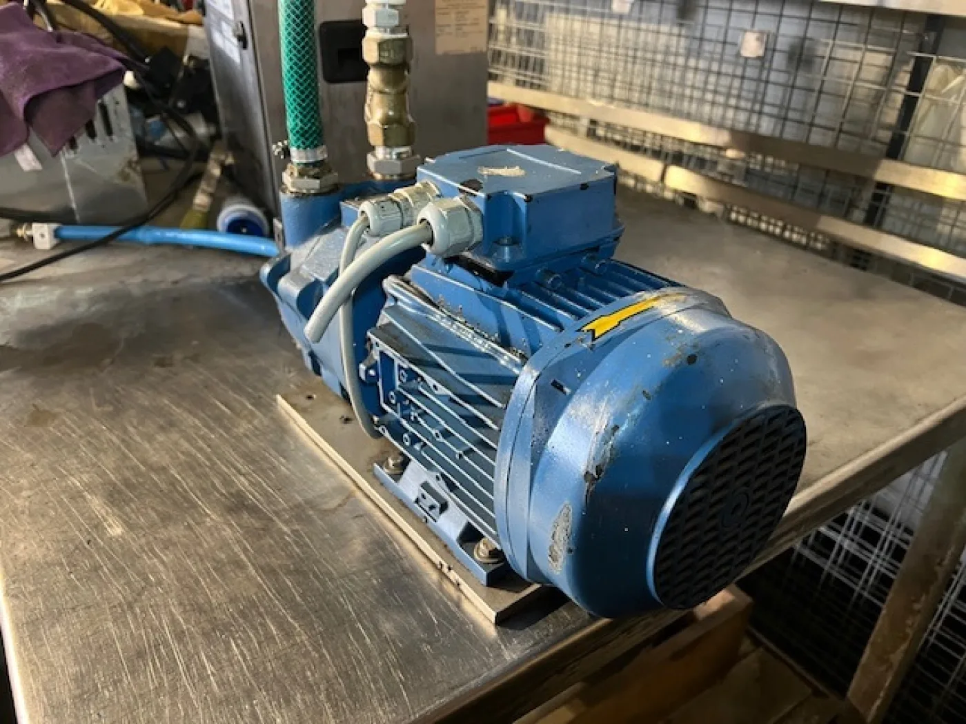 LEMA 25 Vacuum Pump - 8