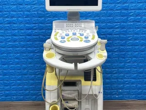 Hitachi HI VISION Ascendus Ultrasound YOM: 2016