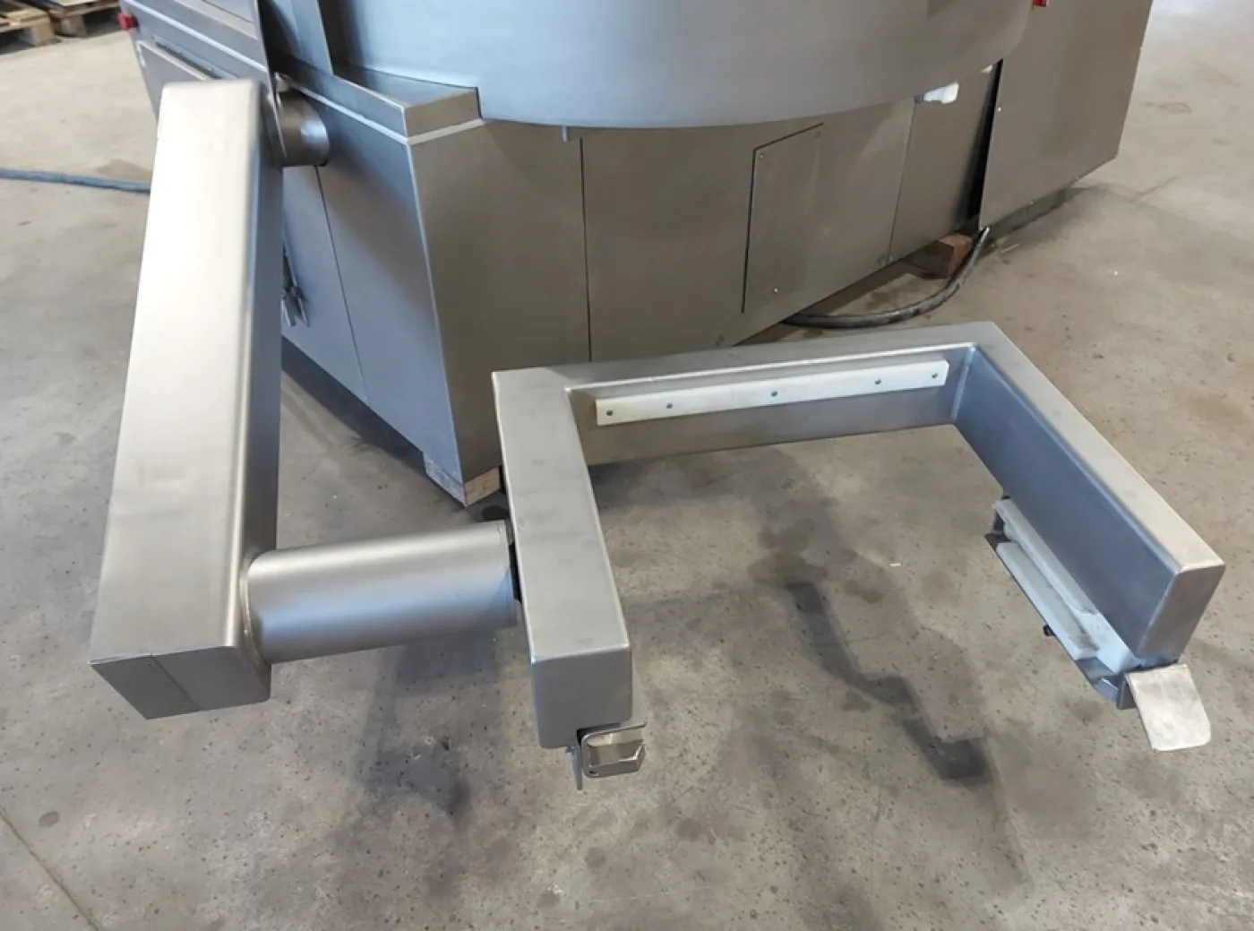 Alpina 330ltr Vacuum Bowl Chopper - 6