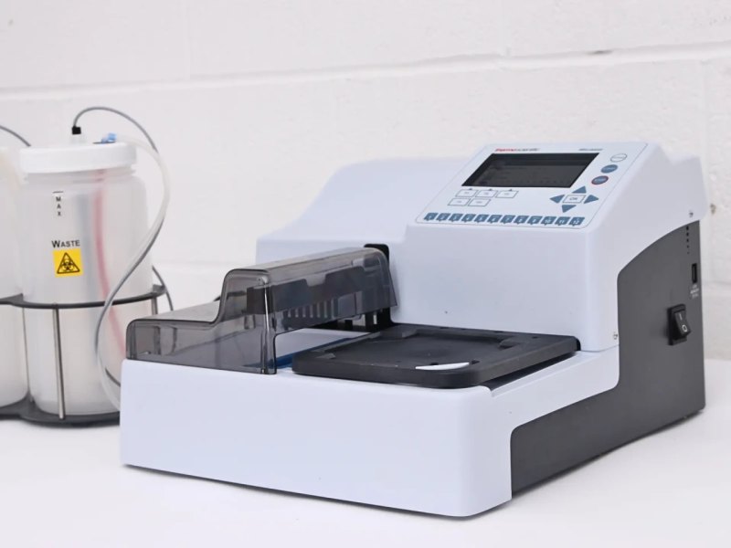 Thermo Scientific Wellwash 888 Microplate Washer