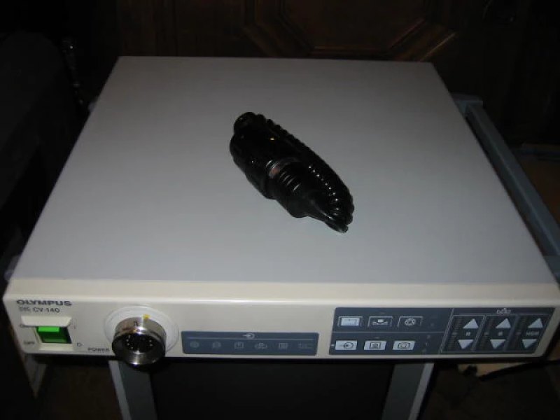 Olympus CV-140 Endoskopie Videoprozessor (2)