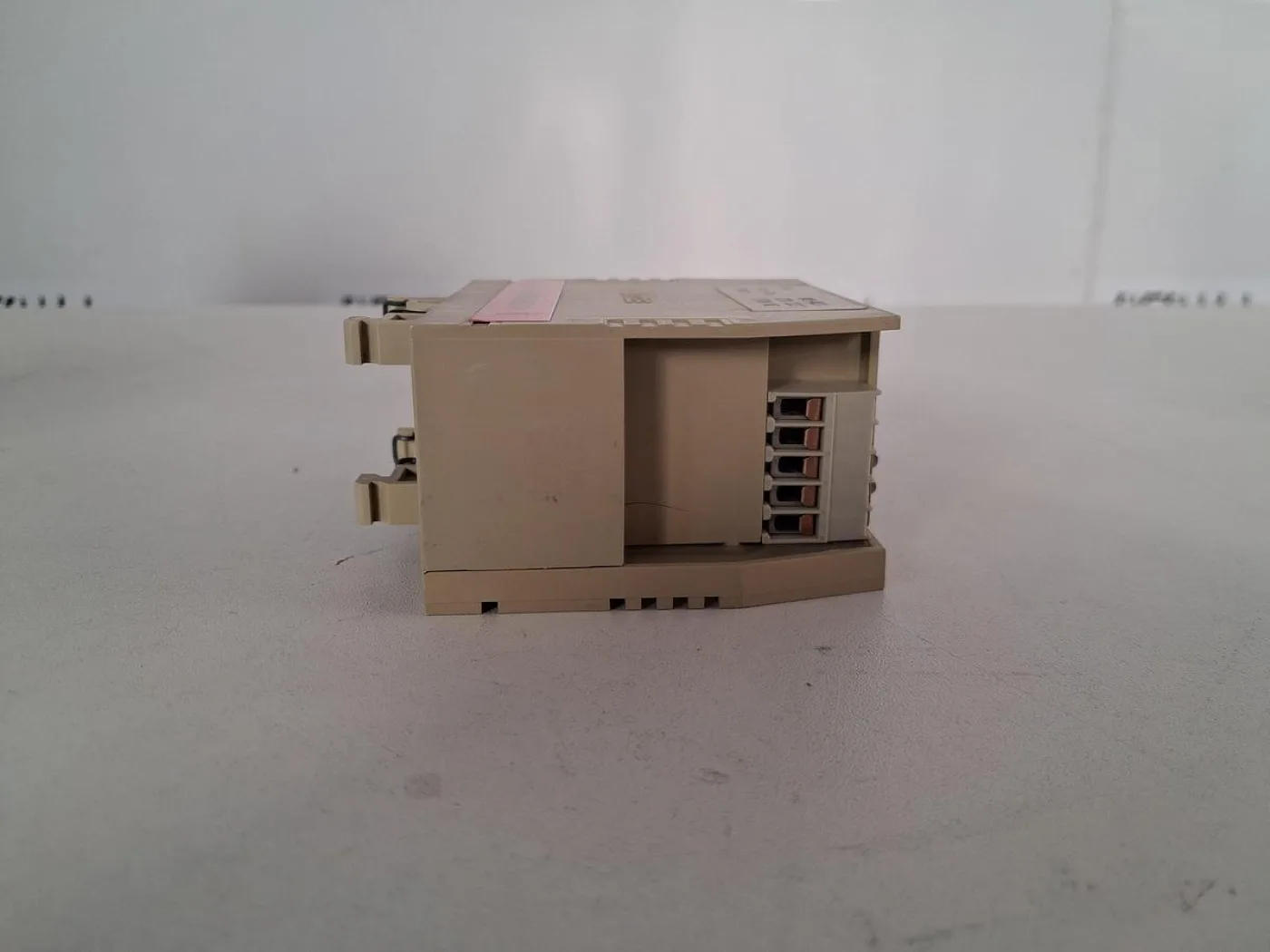 Lütze VARIOCOMPACT SMS-M33 Signal Relay Module - 5