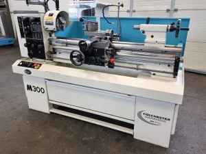 Spitzendrehmaschine Drehmaschine HARRISON / COLCHESTER Student M300