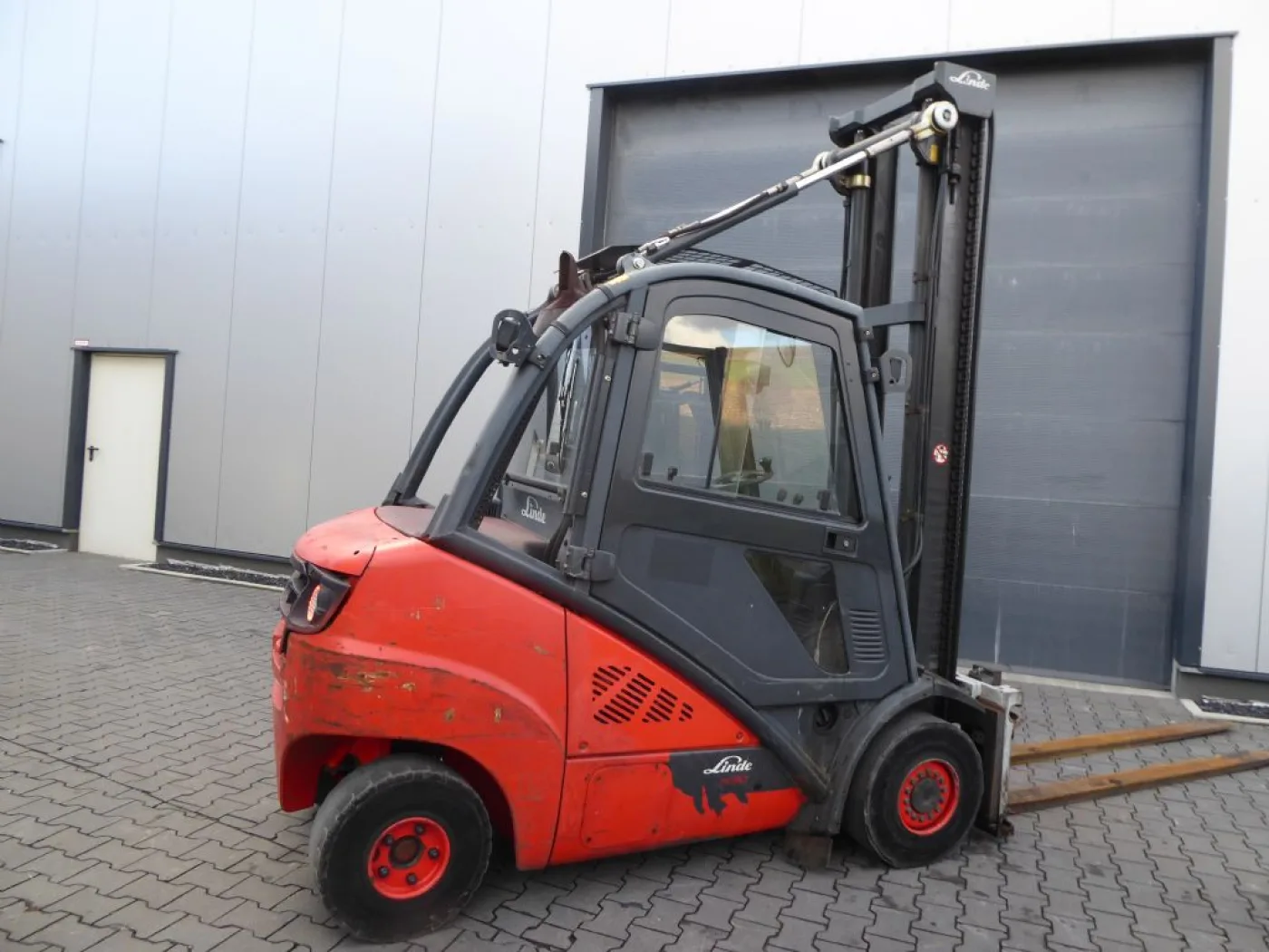 Linde H30D-02 - 8