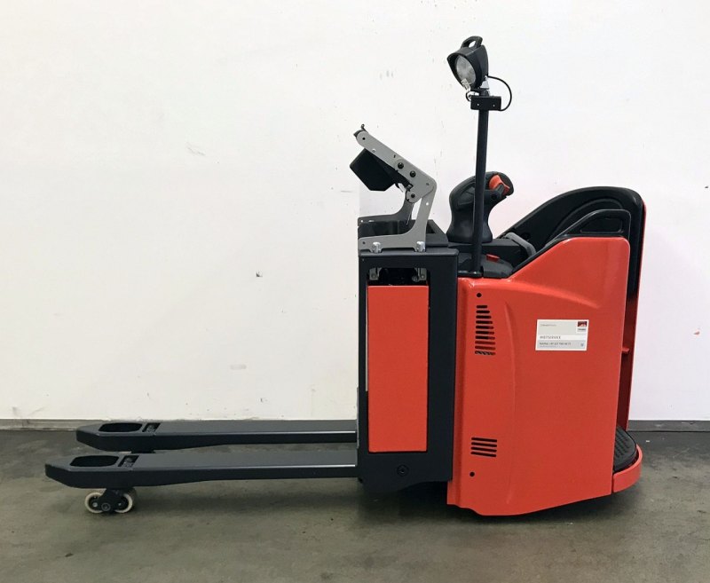 Niederhubwagen Linde T 25 SP 131-08 (2022)