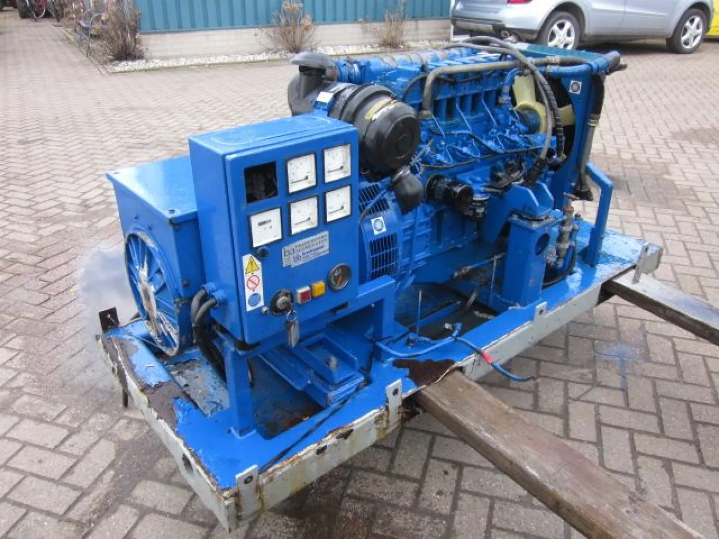 Leroy Somer Engine Deutz F4M 1011F - 2