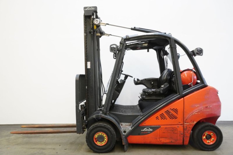 Frontstapler Linde H 25 T EVO 392-02 (2018)
