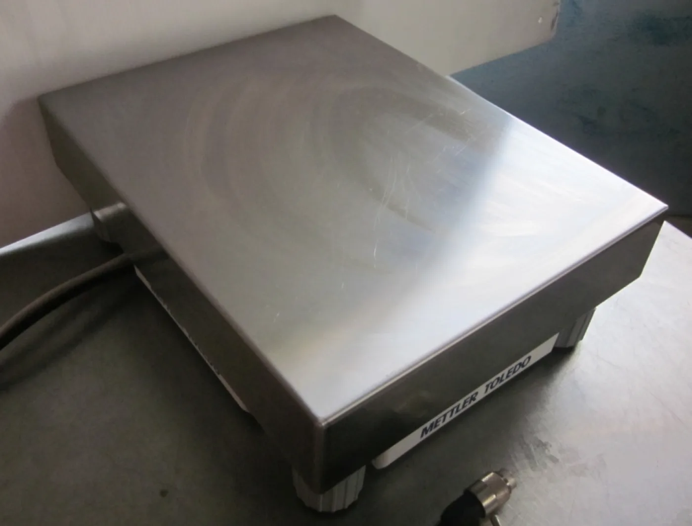 PIATTAFORMA E BILANCIA – METTLER TOLEDO MOD. X32001L - 2