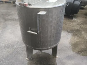 316 STAINLESS STEEL TANK OF 290 LITRES