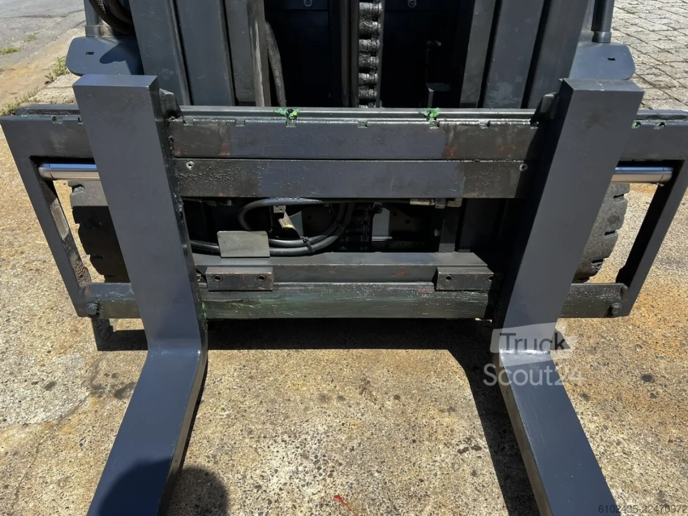 Linde E25-01 - 3