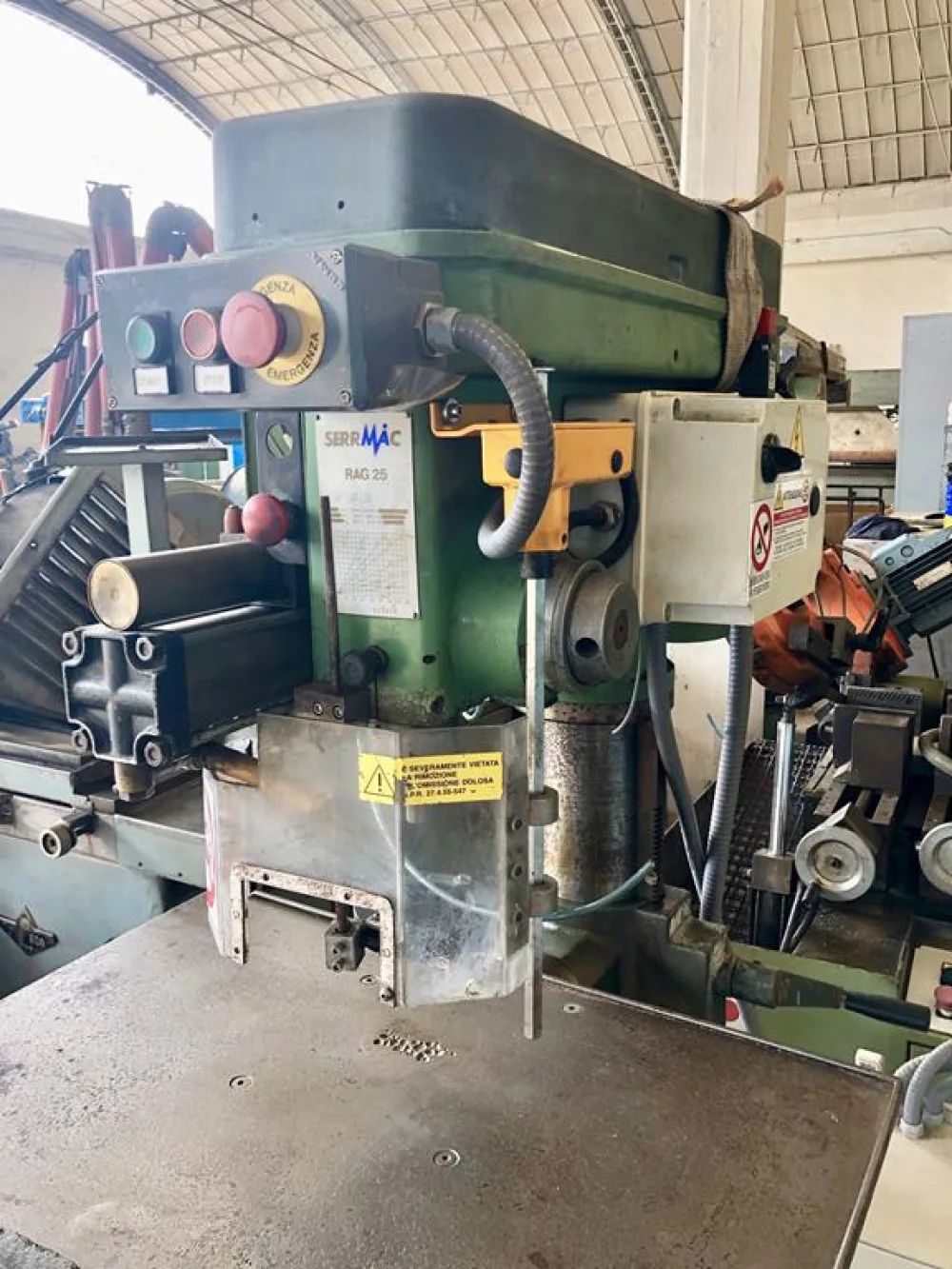 COLUMN DRILLING MACHINE, SERRMAC - RAG 25 - Laxmi Metal & Machines, Rohtak
