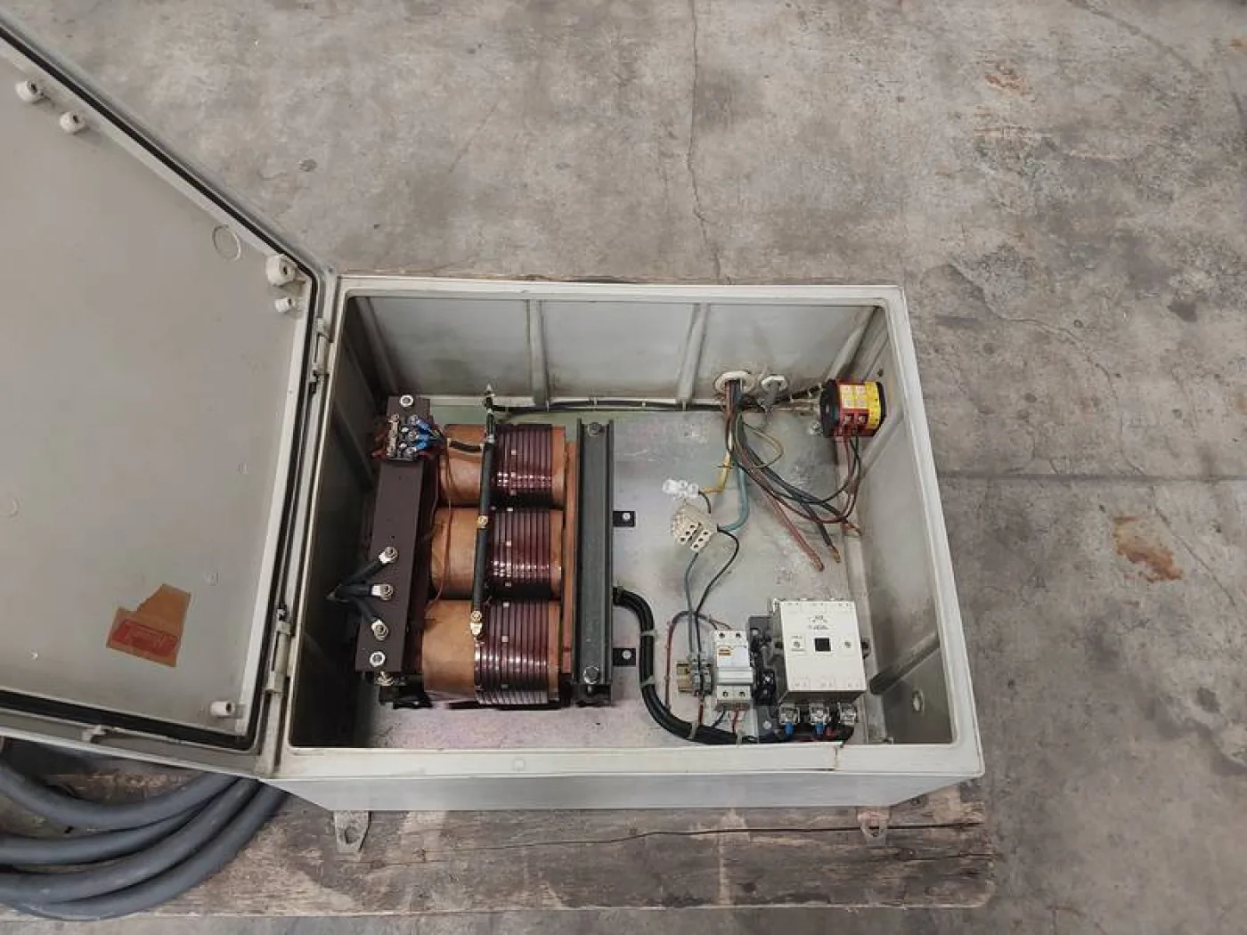 Transformer 220V-380V to 42V - 4