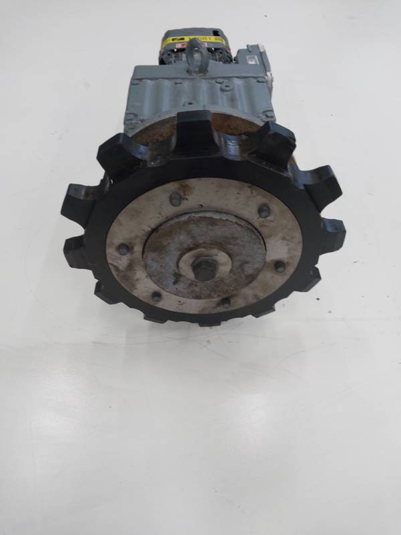 Conveyor drive