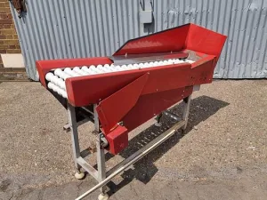Incline Roller Conveyor