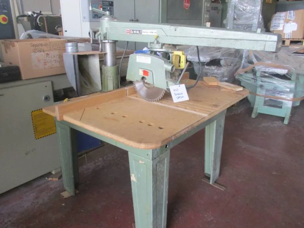 RADIALE DEWALT RADIAL ARMS SAWS MOD. 1875