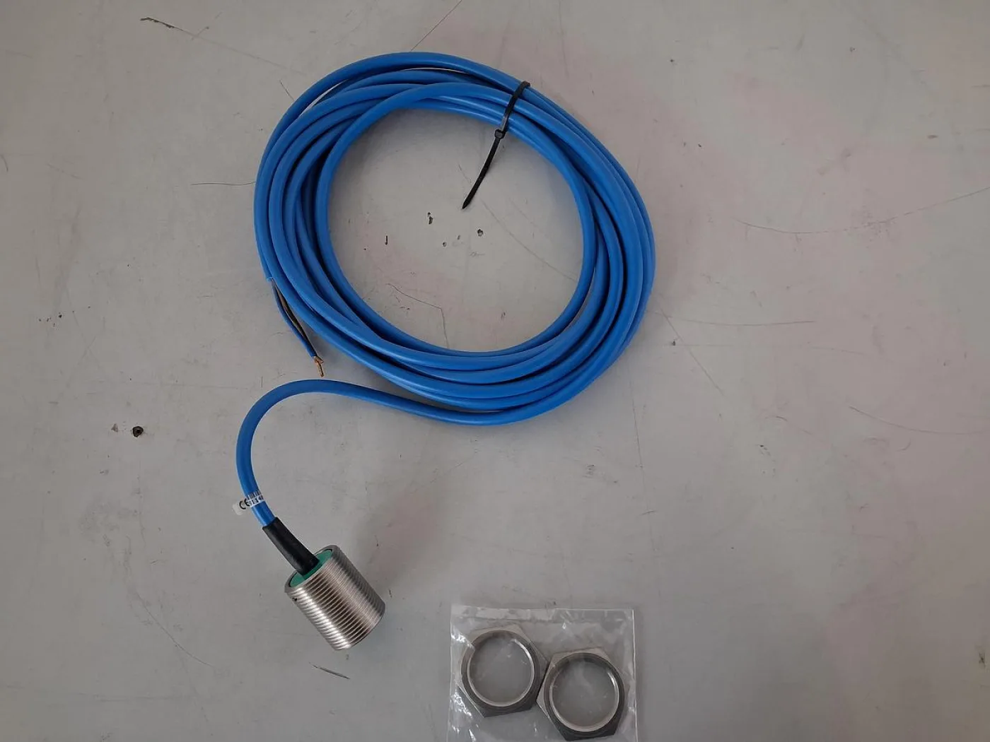 Pepperl+Fuchs NJ2-12GM40-E2-V1 Induktiver Näherungssensor - 2