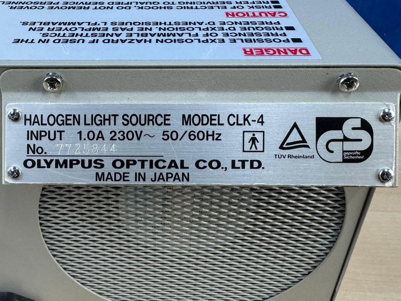Olympus Halogen Light Source Model: CLK-4 - 8