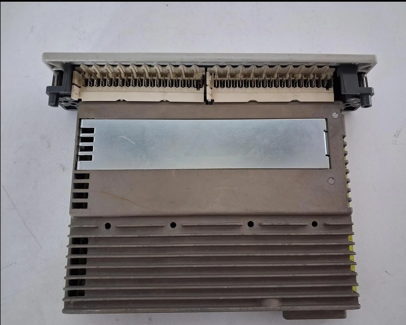 Modicon AS-B838-032 32-Point 24 VDC Output Module - 7